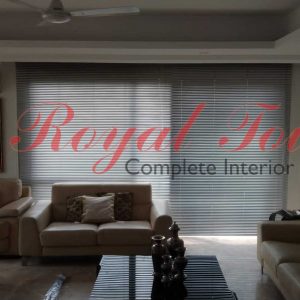 White Metal Venetian Blind in Delhi